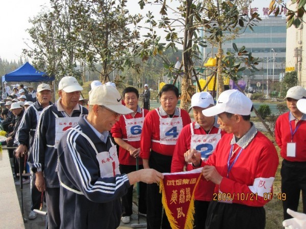 20091105_14fdd38b216cb535366eerpsw5HIC7xr[1].jpg