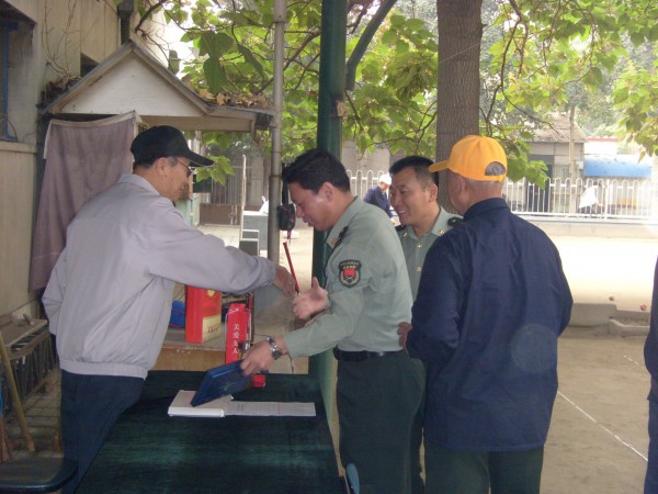 SI854855.JPG
