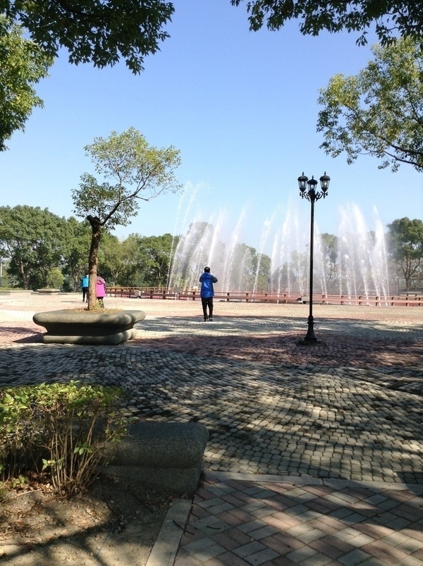 ̨�����ķ羰ͼƬ1 273.jpg