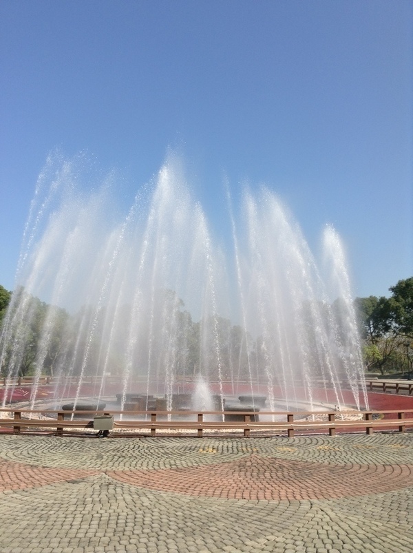 ̨�����ķ羰ͼƬ1 275.jpg