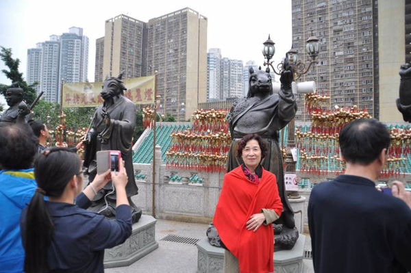 ��������