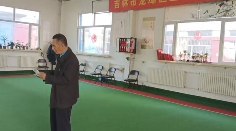 ���᳤�ű������ֿ�Ļʽ