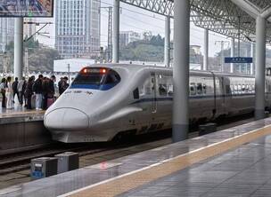 (新诗赋)【七律三首:奋斗铸就新伟业】