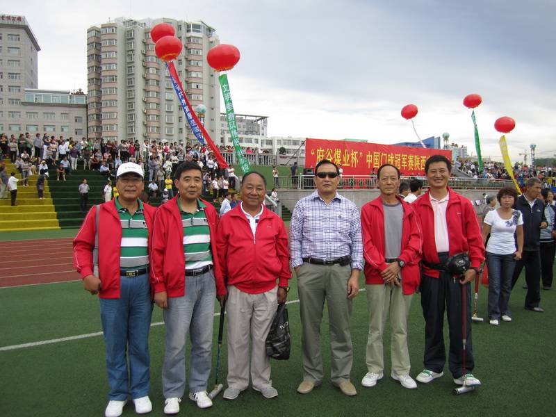 �����δ��쳯����ĸ�ƽ������