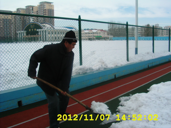 �����Ľ����ڲ�ѩ