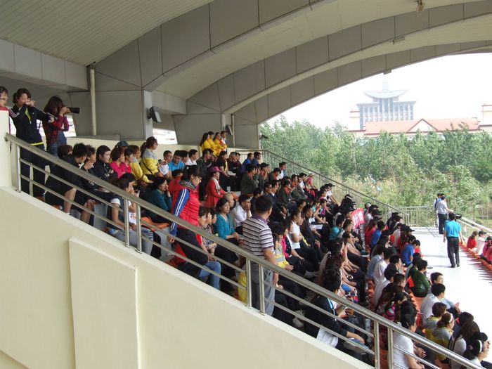 ��̨����