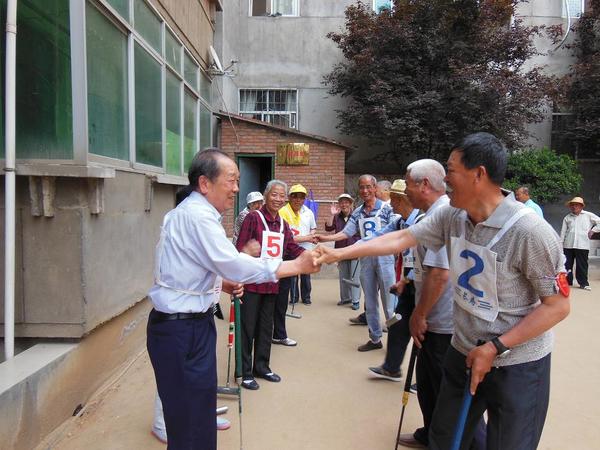 ��ǰ����ף��