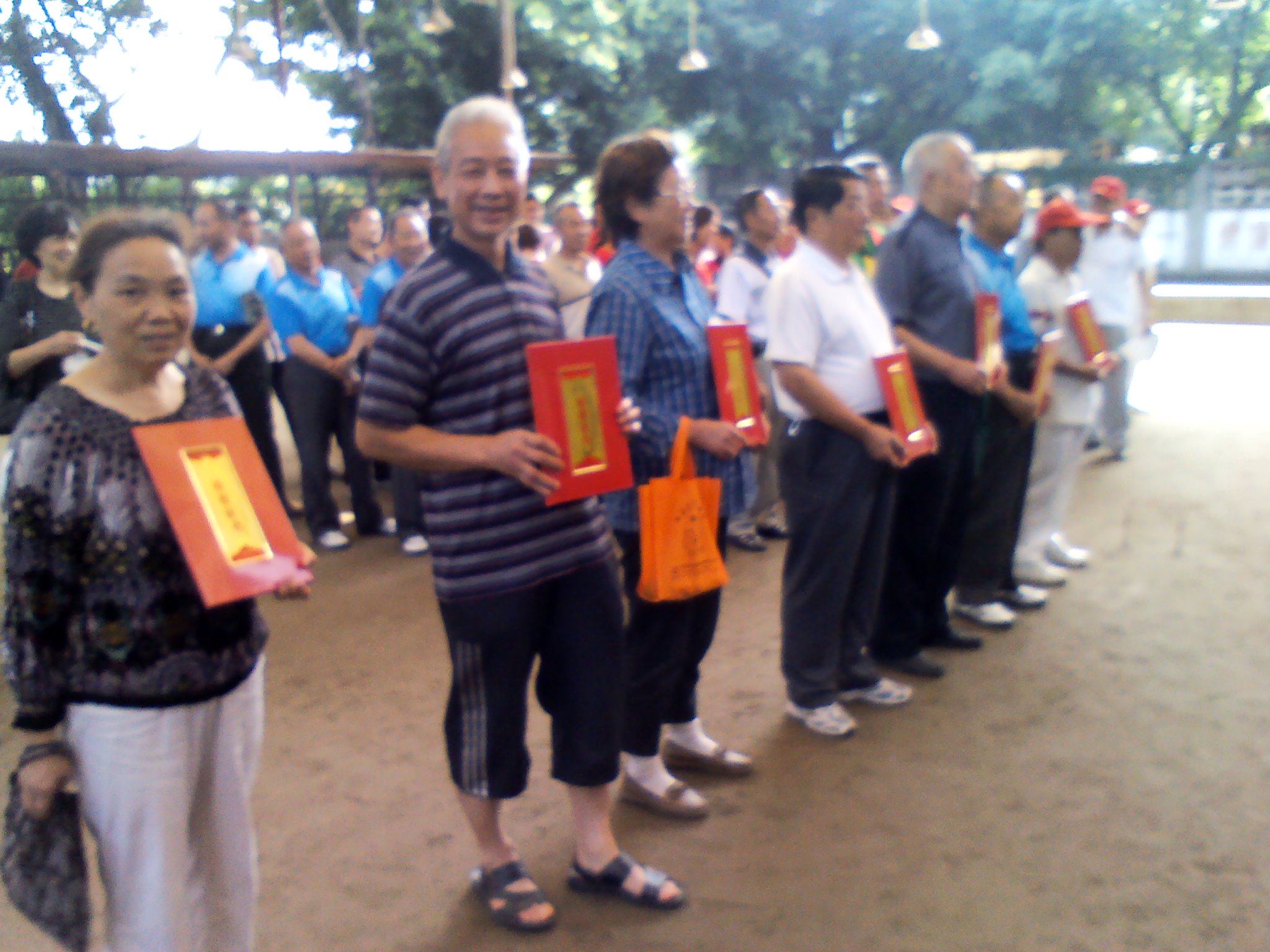 ��þ����������Ķ�