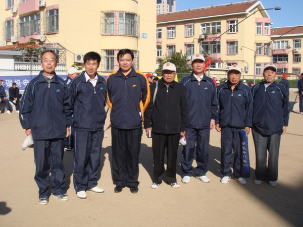 ���α������г���Ⱥ�ʹ�Һ�Ӱ����