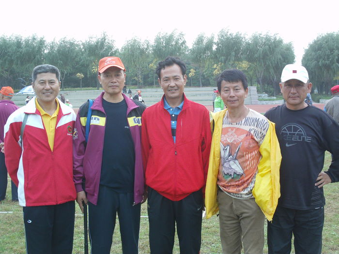 ���ƹ�ʿ���ż̷������ڴ���