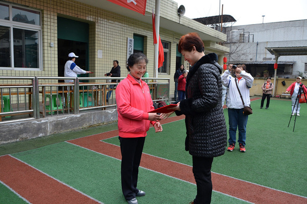 ��������Э�᳣����ϯ��ƼΪ��õ��������ϰ��Ӱ佱