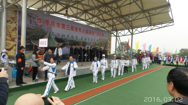 ��Ļʽ�ϣ��볡ʽ��