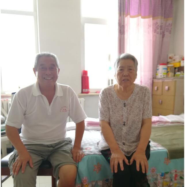 ������ȥ���Ϳ���ҽԺο���ϵ�Ա������ͬ־��