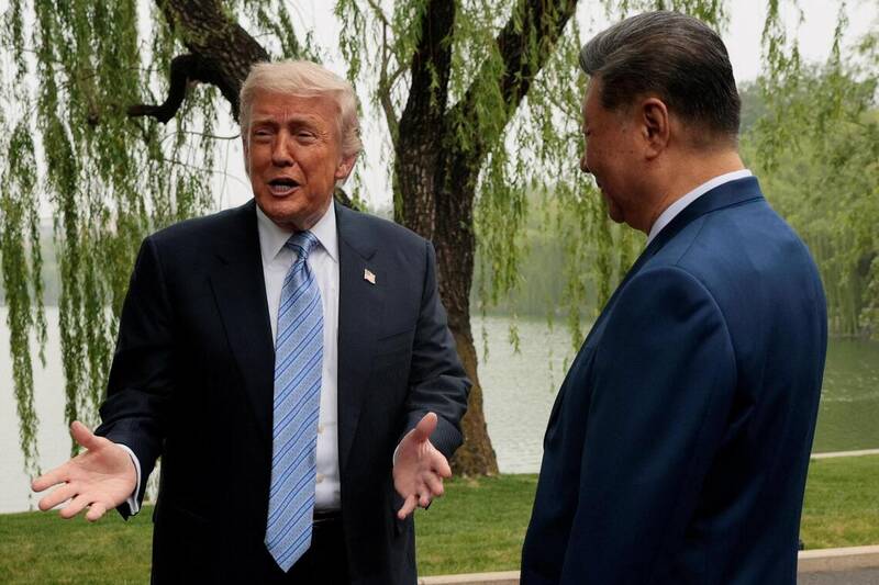 2026-05-15T031155Z1451410799RC2E9LA47EBLRTRMADP3CHINA-USA_11.jpg