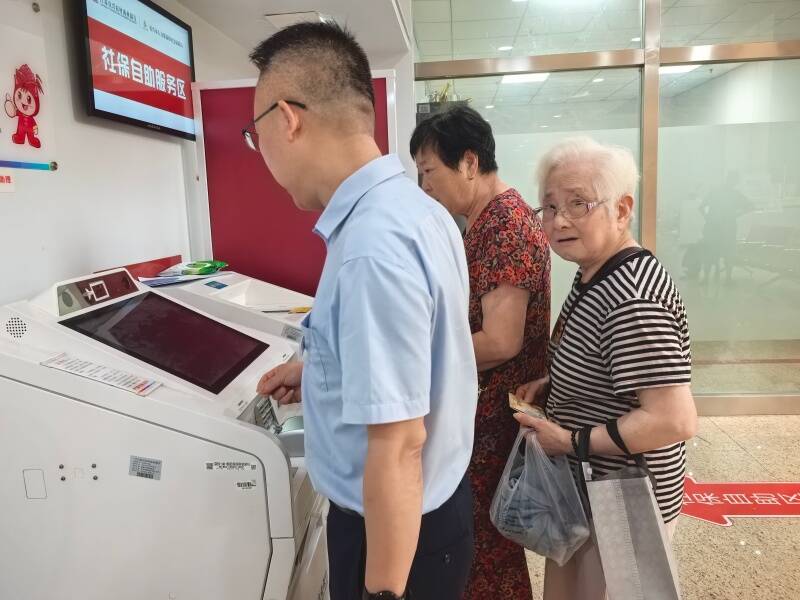 ��ͼΪ�������ķ��񡱣�����������ʵ����1��������Ⱥ��Ӱ��.jpg