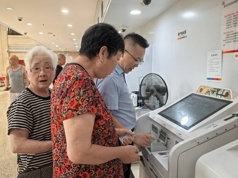 ��ͼΪ�������ķ��񡱣�����������ʵ����2��������Ⱥ��Ӱ��.jpg